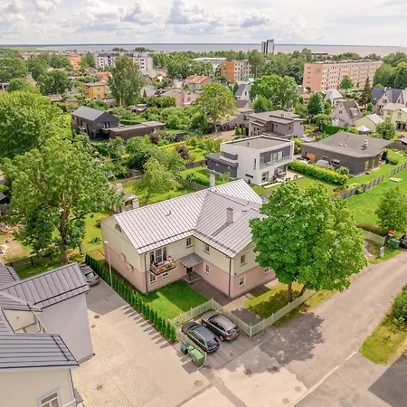 Aisa Kodu شقة بارنو