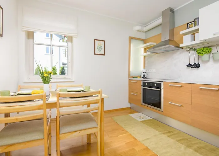 Apartment Aisa Kodu *